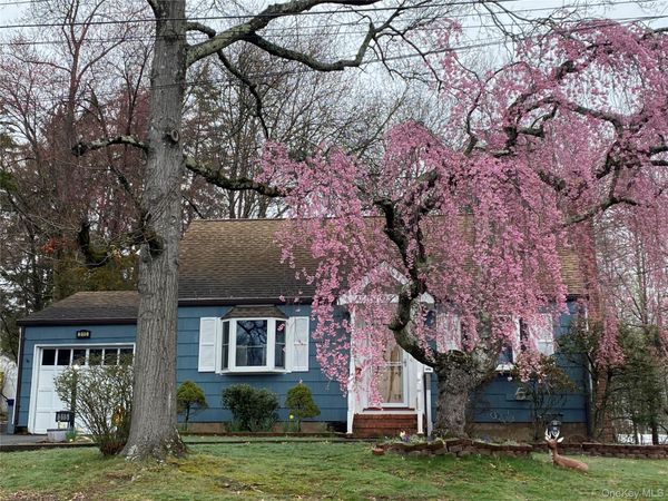 315 Manor Boulevard, Pearl River, NY 10965