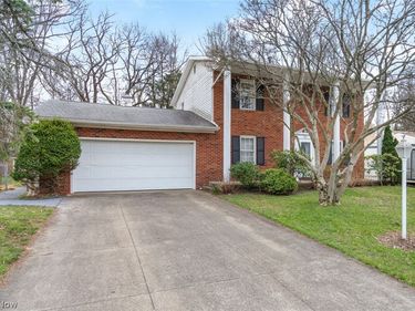 525 Narragansett Drive, Tallmadge, OH 44278