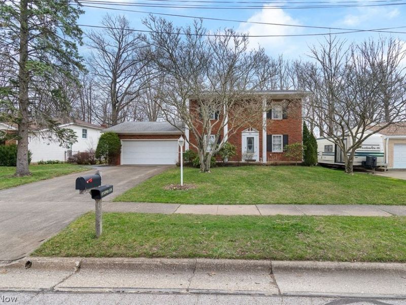 525 Narragansett Drive , Tallmadge, OH 44278 Photo 2