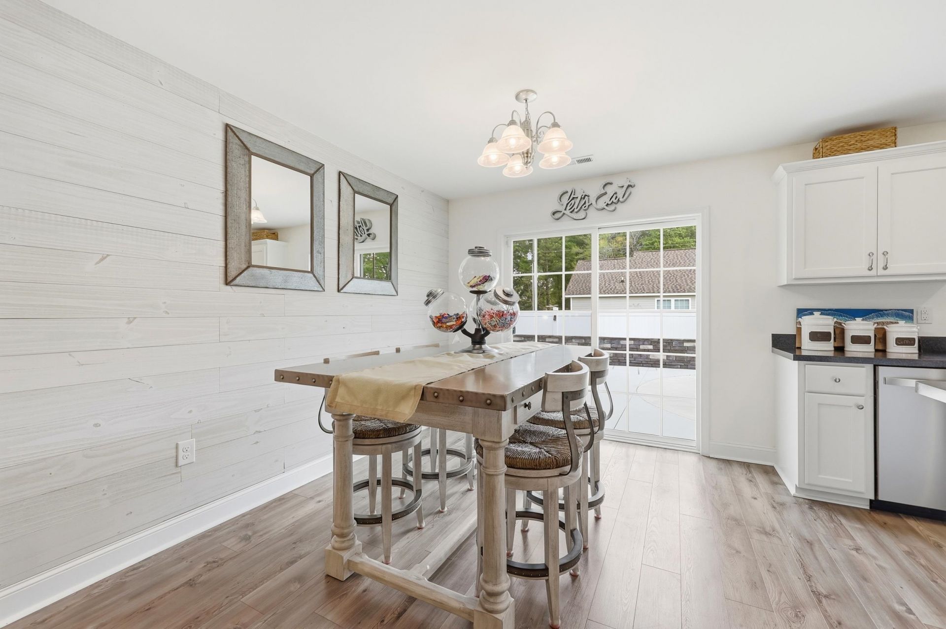 113 Adelphia Rd. Photo 12