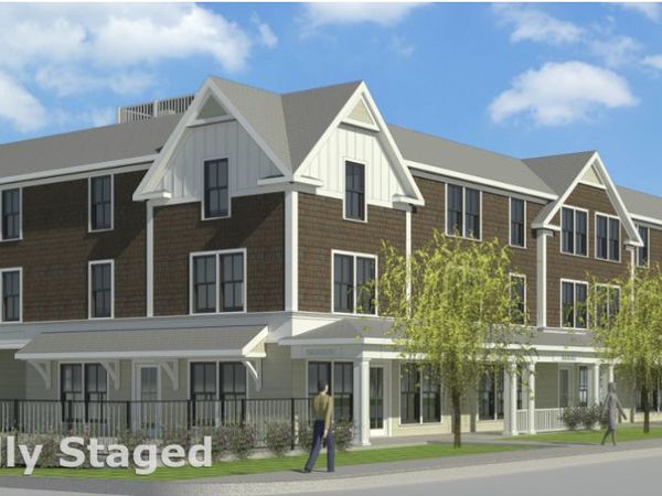 344 Main, Unit 201, East Lyme, CT 06357