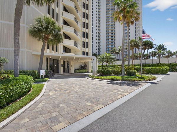 2800 N Ocean Drive, Unit B24d, Singer Island, FL 33404