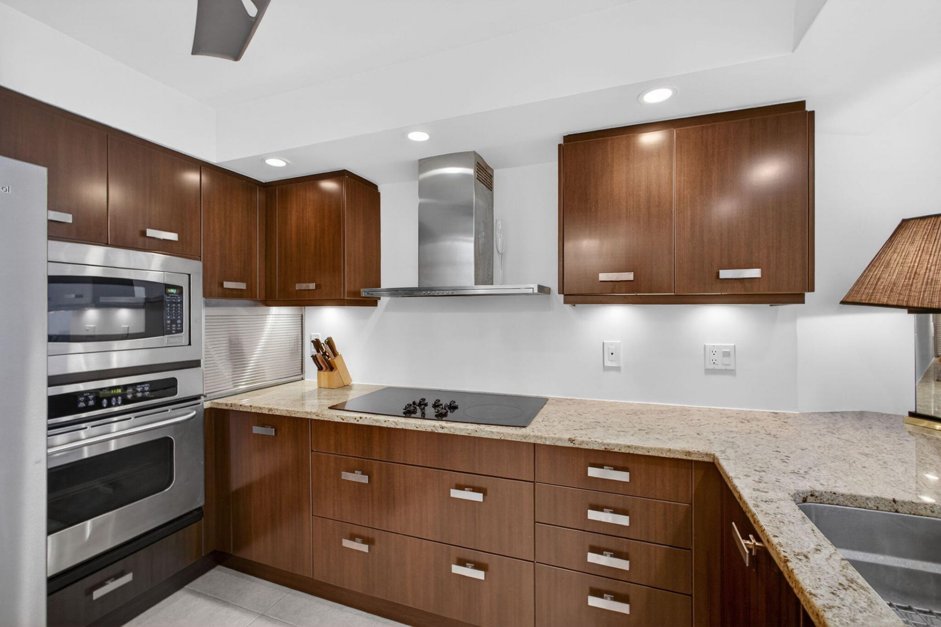 2800 N Ocean Drive, Unit B24d, Singer Island, FL 33404 Photo