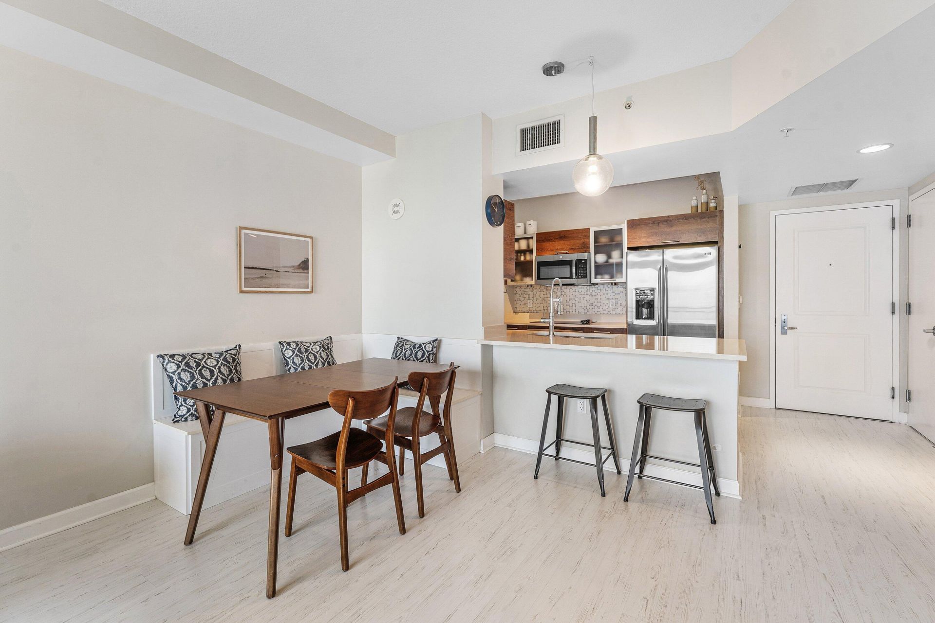 480 Hibiscus Street, Unit 607, West Palm Beach, FL 33401 Photo