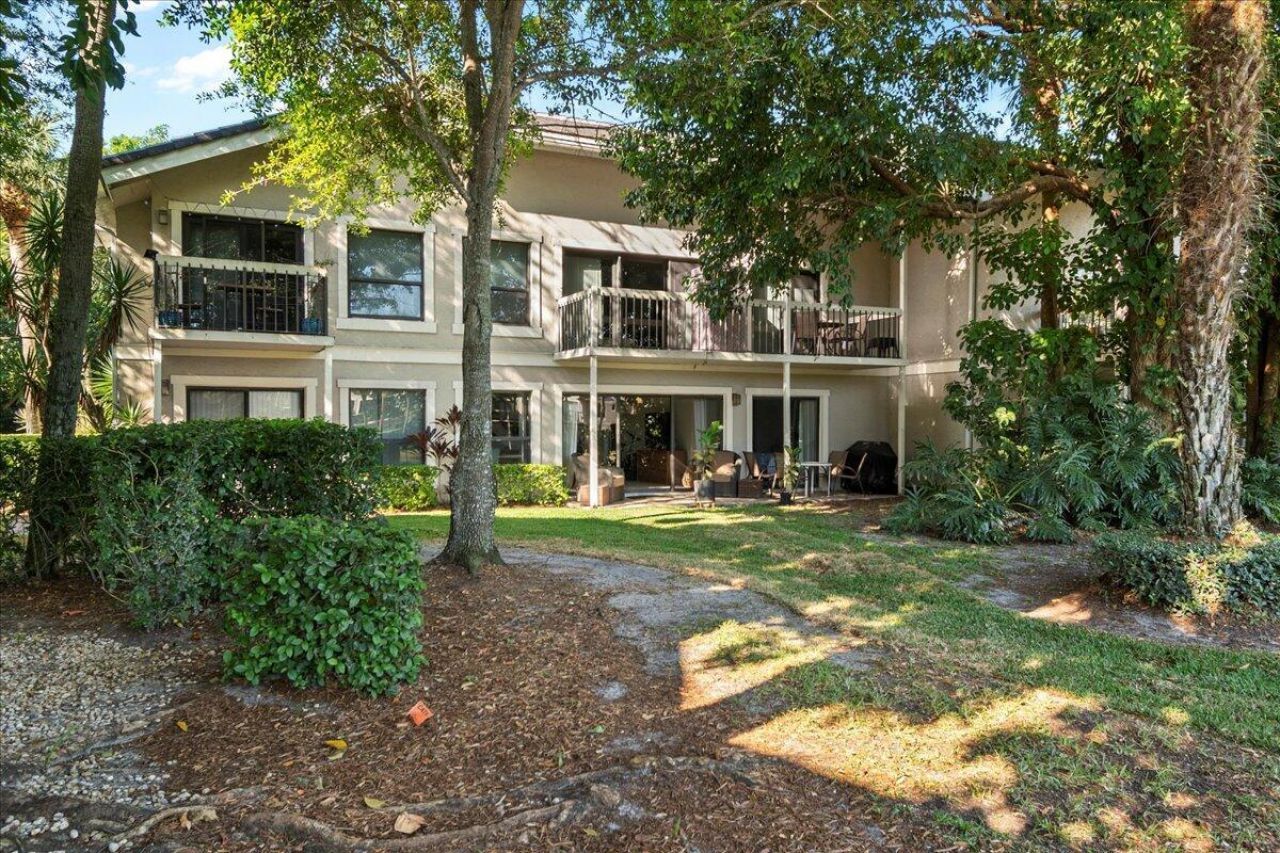 11863 Wimbledon Circle, Unit 446, Wellington, FL 33414 Photo