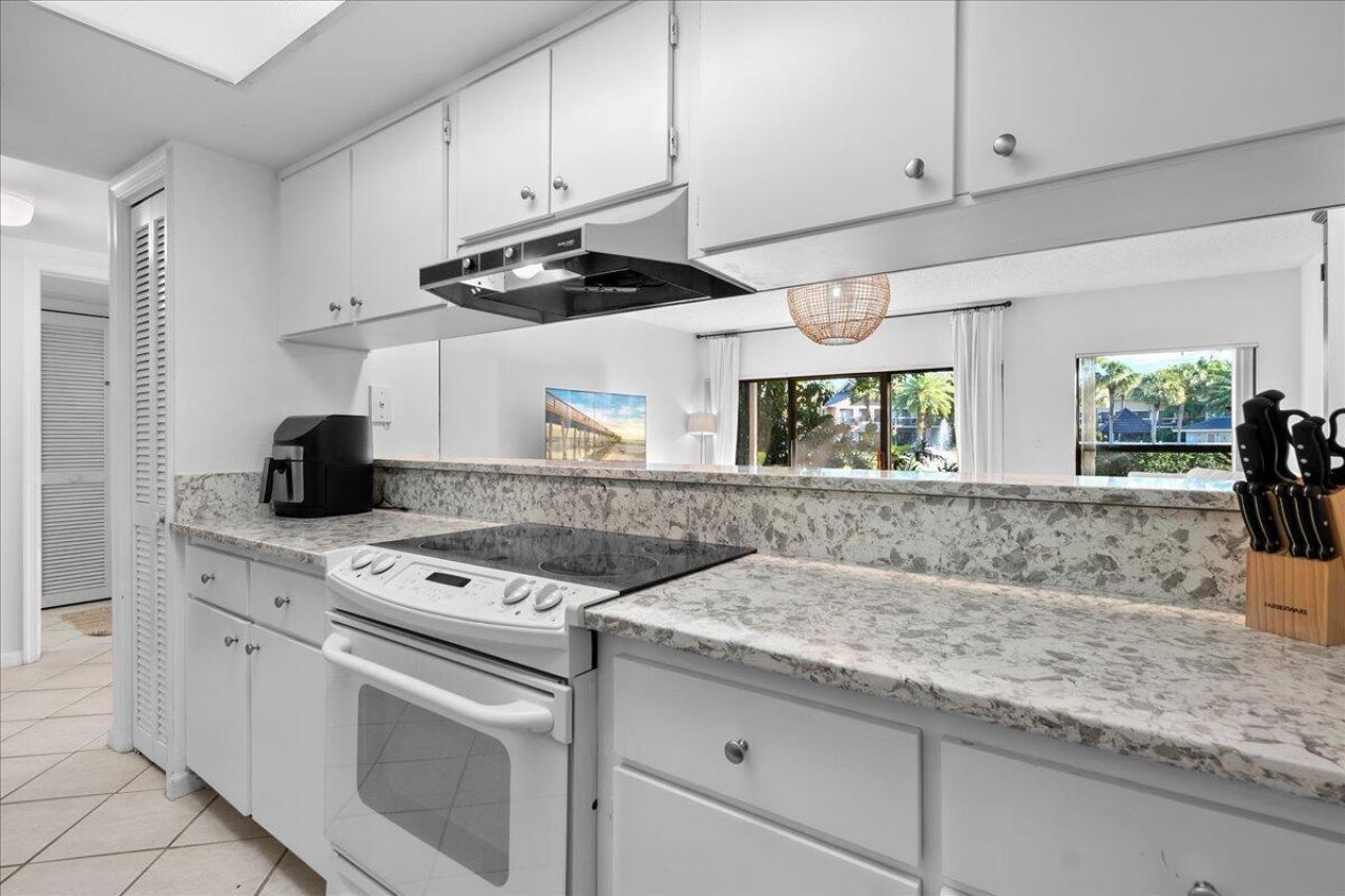 11863 Wimbledon Circle, Unit 446, Wellington, FL 33414 Photo