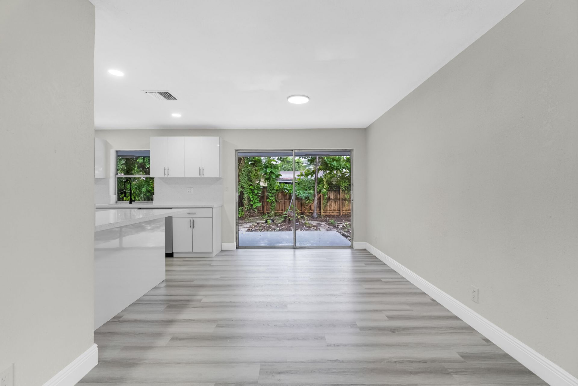 1164 NW 45th Terrace, Lauderhill, FL 33313 Photo