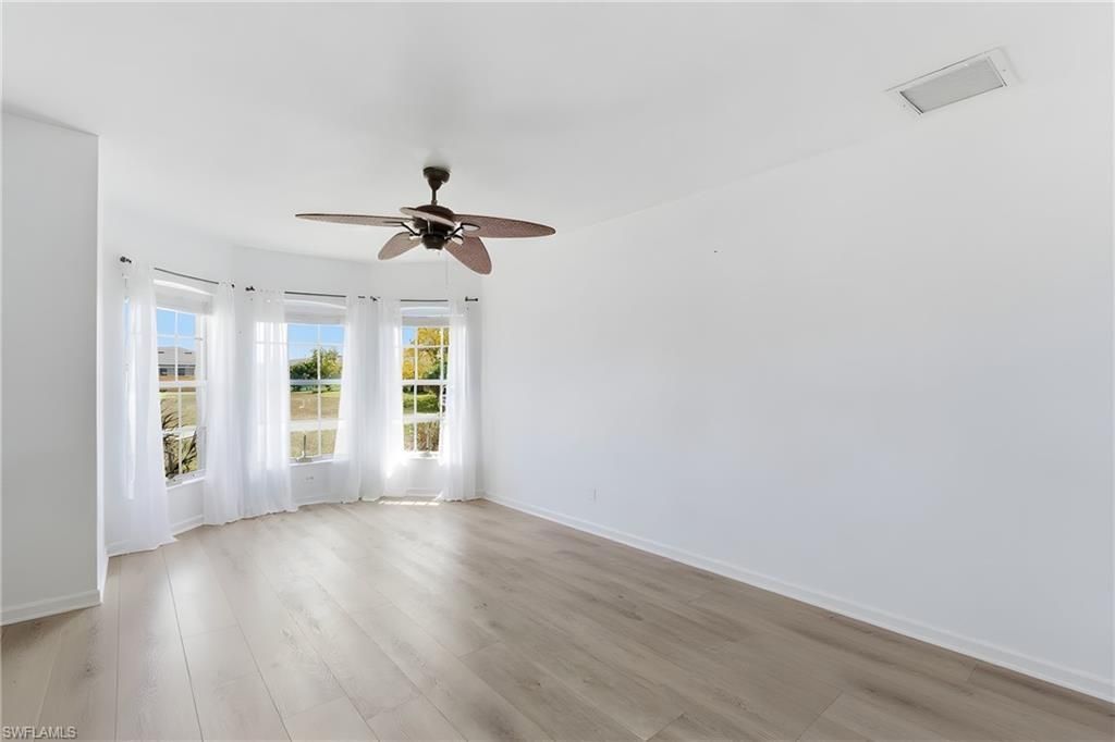 2105 SW 29th Ter, Cape Coral, FL 33914 Photo