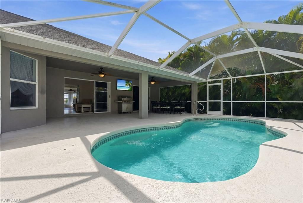 2105 SW 29th Ter, Cape Coral, FL 33914 Photo
