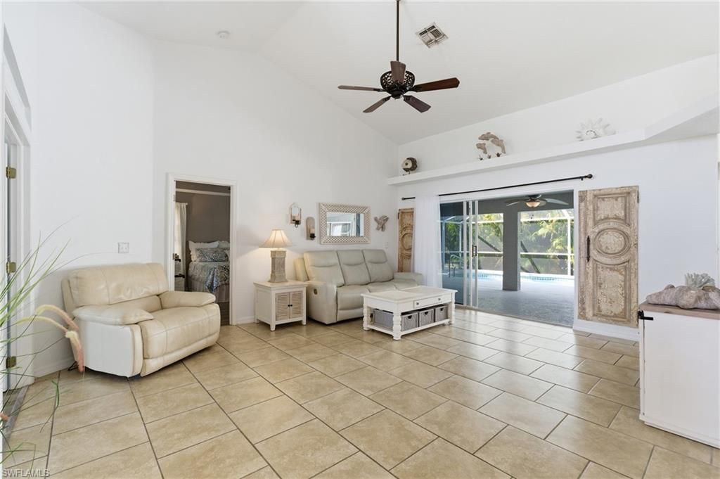 2105 SW 29th Ter, Cape Coral, FL 33914 Photo