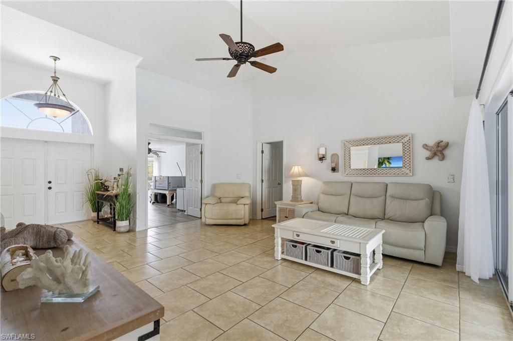 2105 SW 29th Ter, Cape Coral, FL 33914 Photo