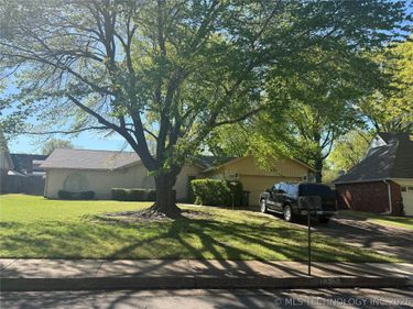 6350 S 72nd East Avenue , Tulsa, OK 74133