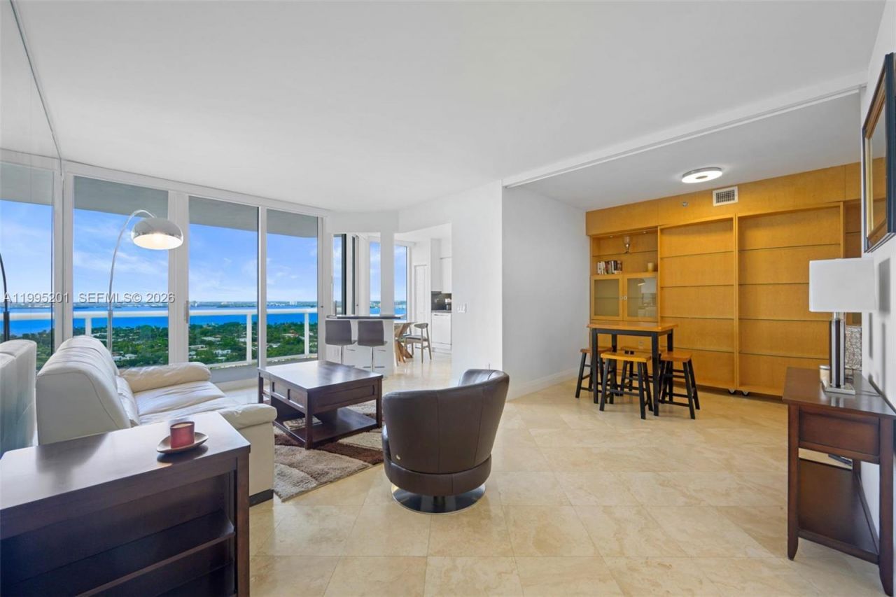 4779 Collins Ave , Unit 3206, Miami Beach, FL 33140 Photo