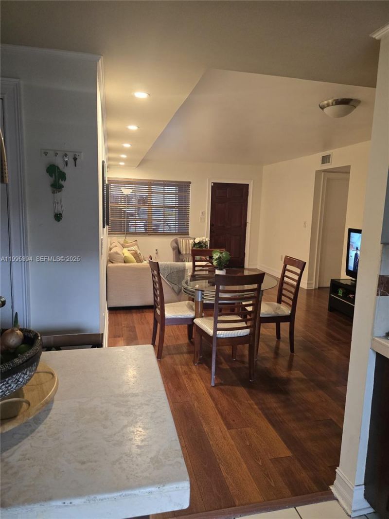7010 NW 173rd Dr, Unit 1901, Hialeah, FL 33015 Photo