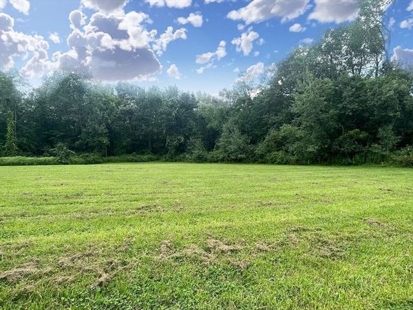 9B Bell Rd, North Brookfield, MA 01535