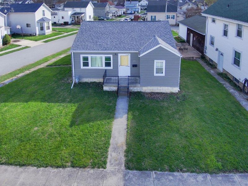 241 Hall Street, Tiffin, OH 44883 Photo 28