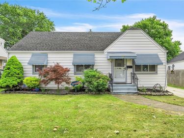 114 Sandra Drive, Cheektowaga, NY 14225
