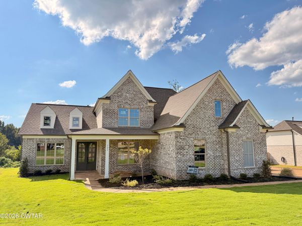 125 Westhaven Place, Jackson, TN 38305