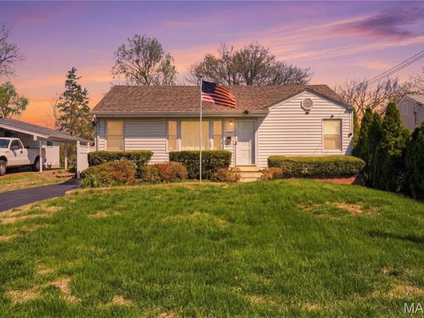 2206 Wengler Avenue, Overland, MO 63114