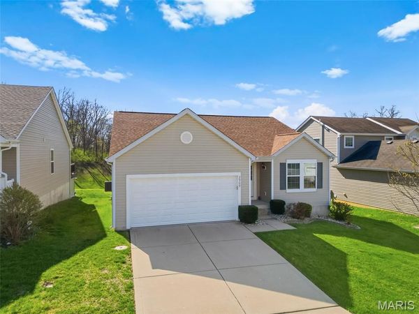 2909 Preston Woods Trail, O'Fallon, MO 63367