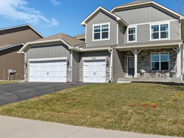 8622 Platinum Cove, Woodbury, MN 55129