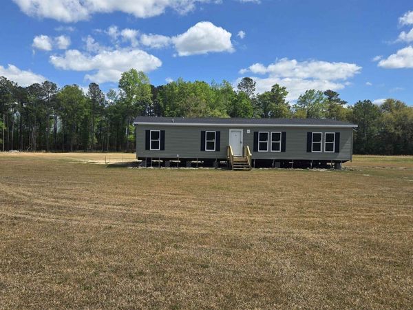 105 Retired Ave., Marion, SC 29571