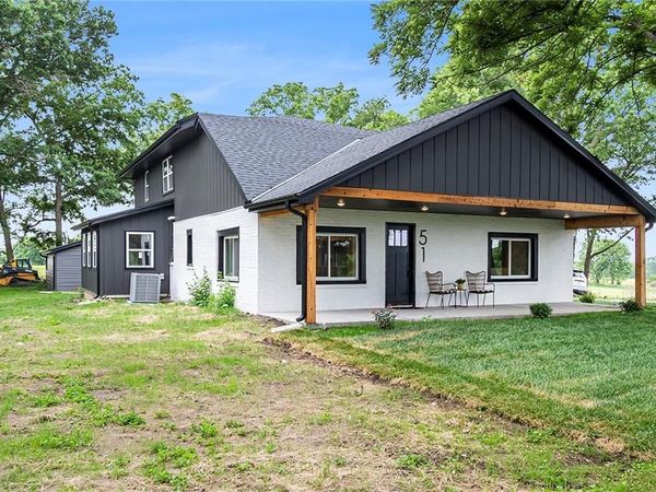 51 SE 208th Street, Holt, MO 64048