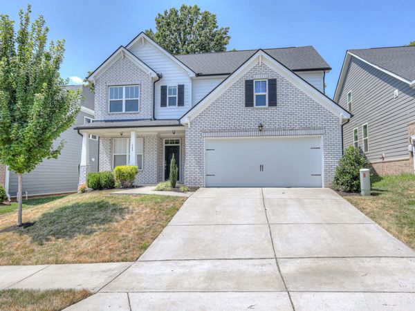 523 Montrose Dr , Mount Juliet, TN 37122