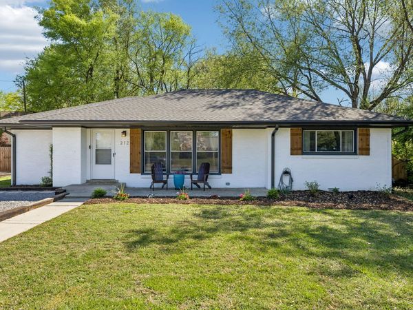 212 E Clark Blvd , Murfreesboro, TN 37130