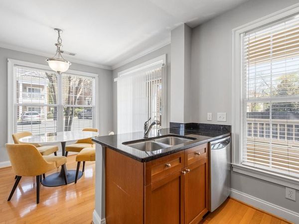 1051 GLENWOOD STATION LN, Unit 102, CHARLOTTESVILLE, VA 22901