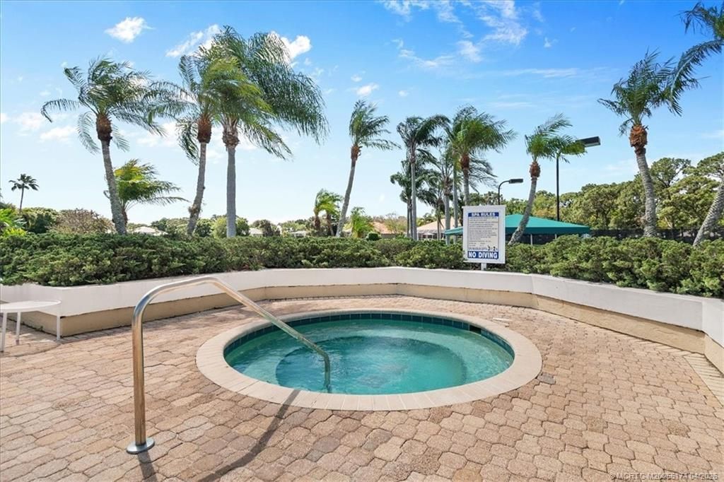 2424 SW Foxpoint Trail, Palm City, FL 34990 Photo