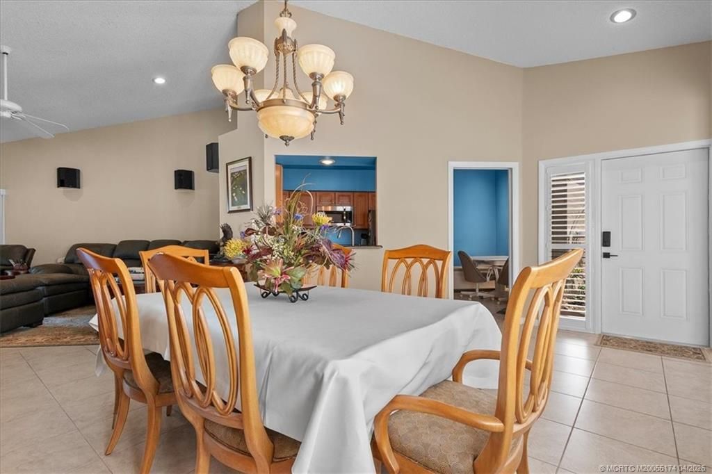 2424 SW Foxpoint Trail, Palm City, FL 34990 Photo