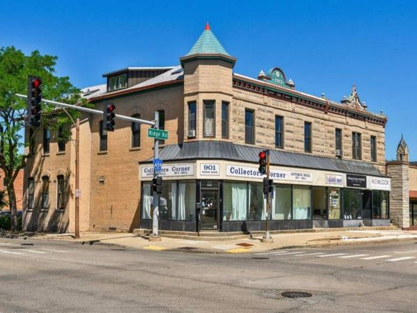 903 RIDGE Road , Unit 2, Wilmette, IL 60091