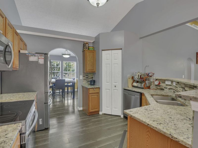 87 Knights Bridge Drive W, Pickerington, OH 43147 Photo 22