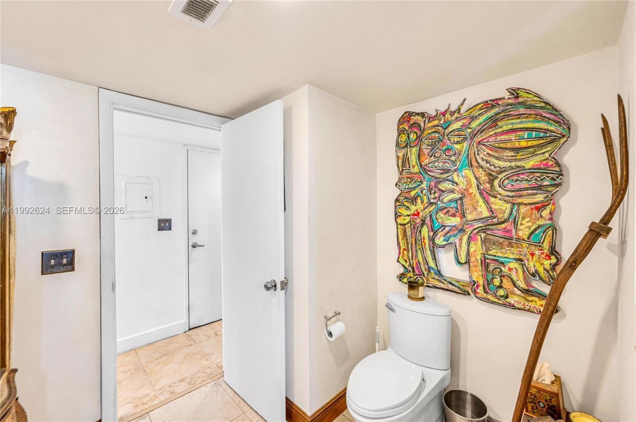 1228 West Ave , Unit 209, Miami Beach, FL 33139 Photo