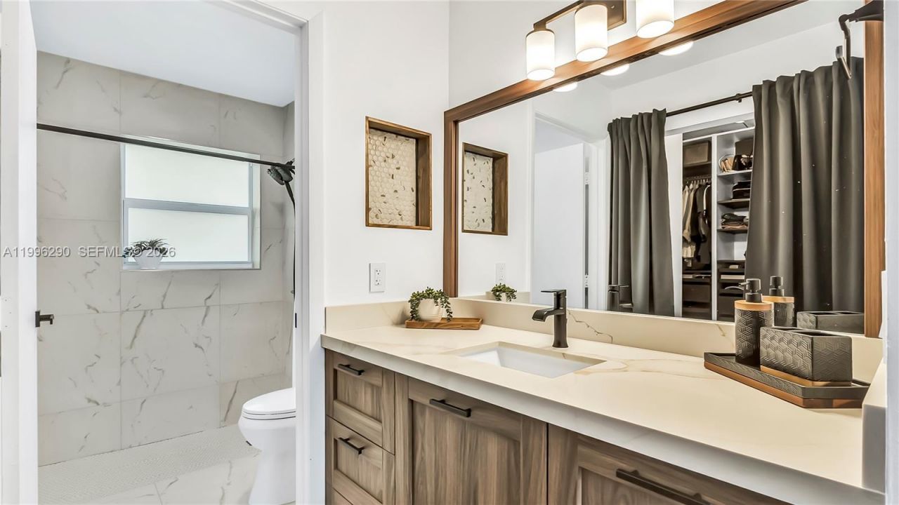 651 Shiloh Ter , Unit 651, Davie, FL 33325 Photo