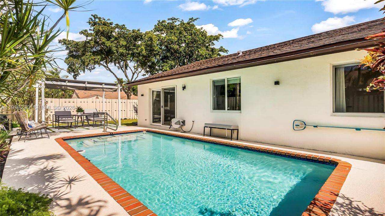 651 Shiloh Ter , Unit 651, Davie, FL 33325 Photo