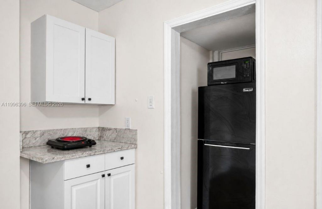 1041 NE 9th Ave, Unit A3, Fort Lauderdale, FL 33304 Photo