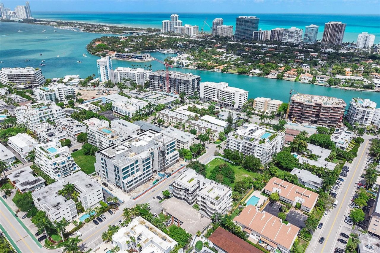 1160 100th St, Bay Harbor Islands, FL 33154 Photo