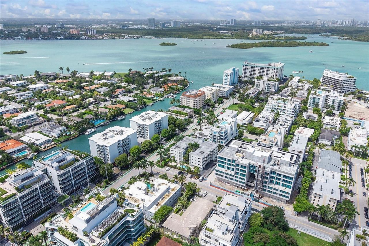 1160 100th St, Bay Harbor Islands, FL 33154 Photo