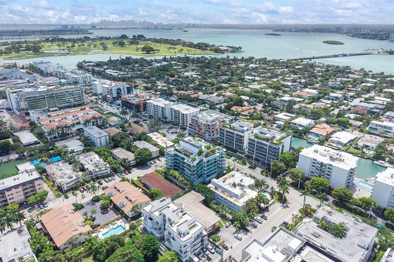 1160 100th St, Bay Harbor Islands, FL 33154 Photo