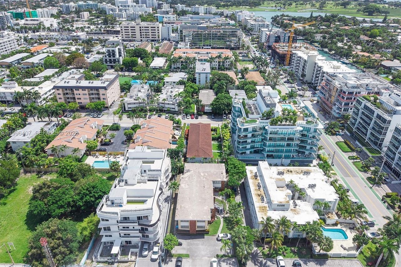 1160 100th St, Bay Harbor Islands, FL 33154 Photo