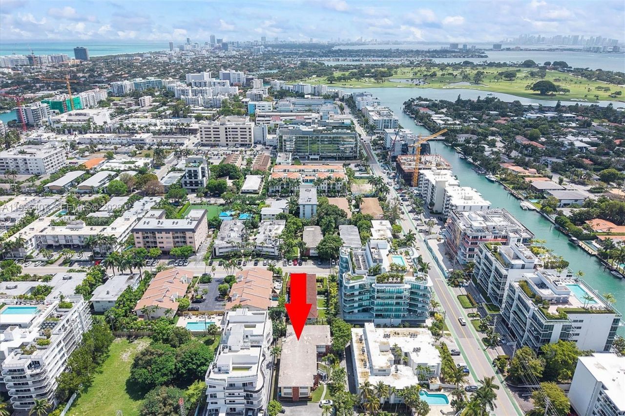 1160 100th St, Bay Harbor Islands, FL 33154 Photo