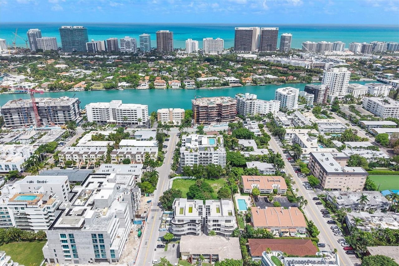 1160 100th St, Bay Harbor Islands, FL 33154 Photo