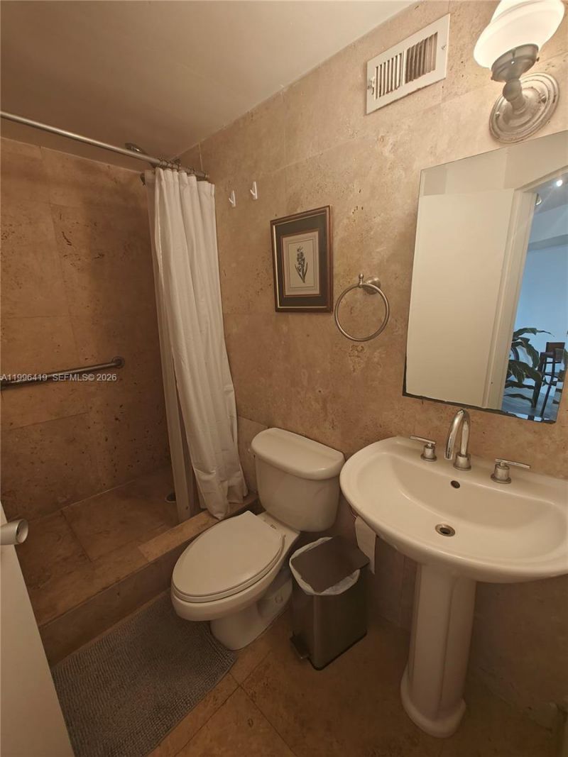 801 Brickell Bay Dr, Unit 1961, Miami, FL 33131 Photo