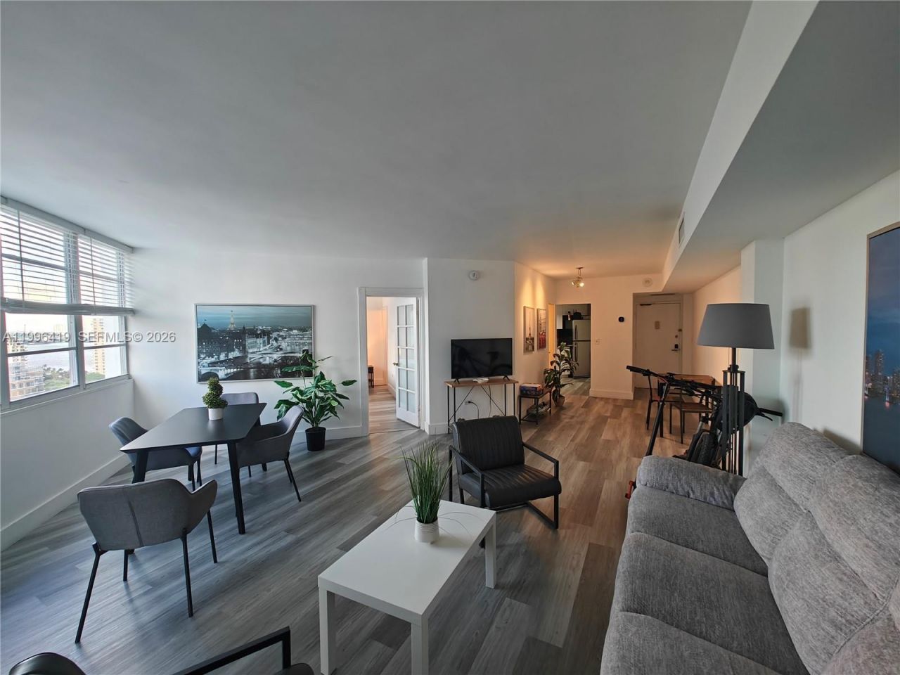 801 Brickell Bay Dr, Unit 1961, Miami, FL 33131 Photo