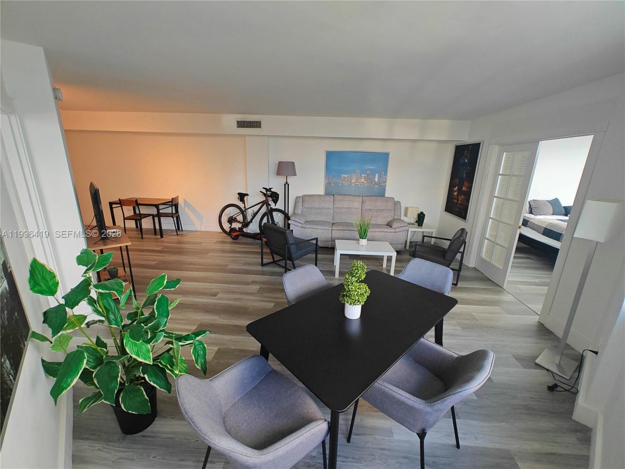 801 Brickell Bay Dr, Unit 1961, Miami, FL 33131 Photo