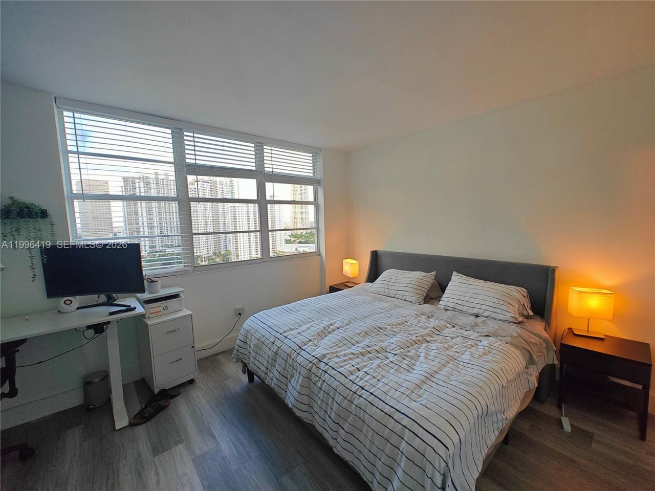 801 Brickell Bay Dr, Unit 1961, Miami, FL 33131 Photo