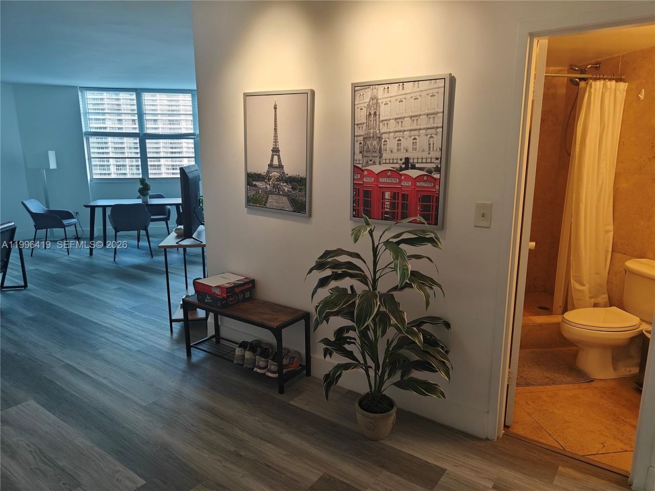 801 Brickell Bay Dr, Unit 1961, Miami, FL 33131 Photo