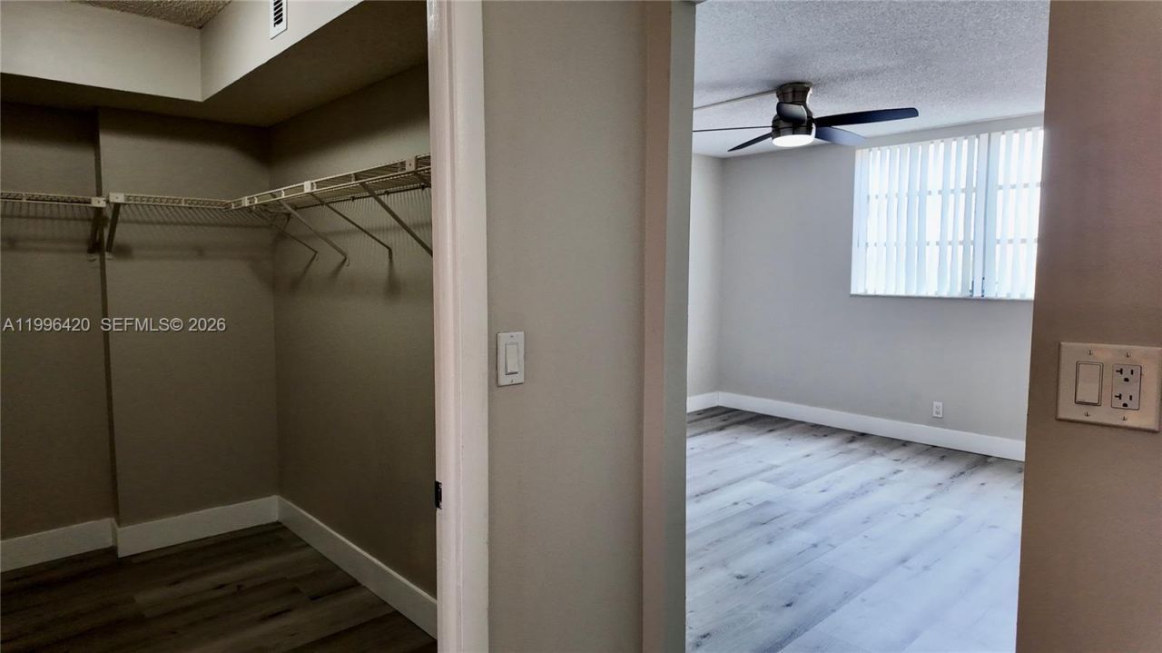 403 NW 68th Ave, Unit 517, Plantation, FL 33317 Photo